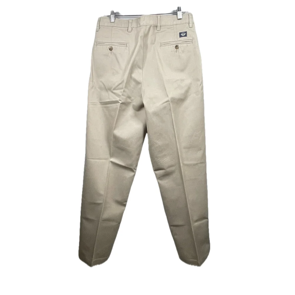 Dockers Mens W33 L32 Pleated Front Khaki Chino Pants Classic Fit